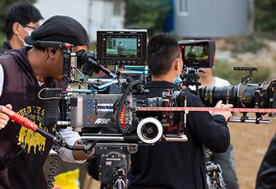 哈尔滨企业宣传片/微电影/广告片拍摄制作、三维动画、媒体包装、品牌VI设计、会议庆典摄影摄像等服务，请致电：18145195509